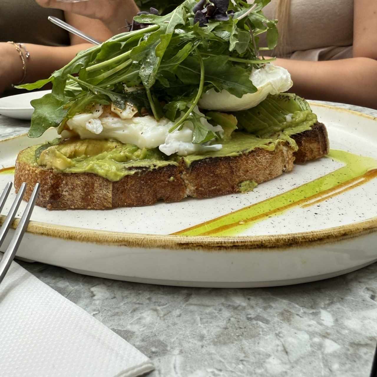 BRUNCH - AVOCADO TOAST