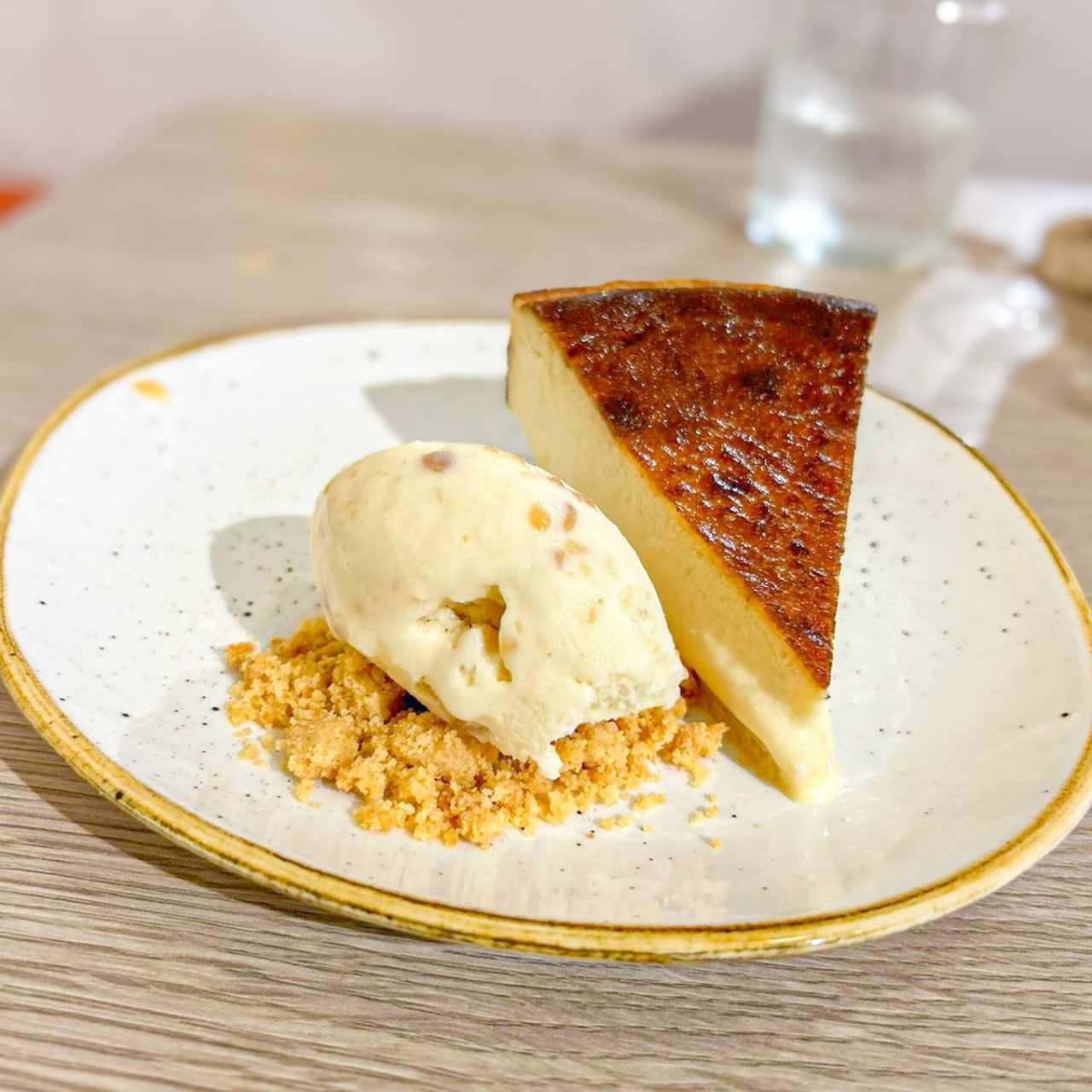 TARTA DE QUESO VASCA