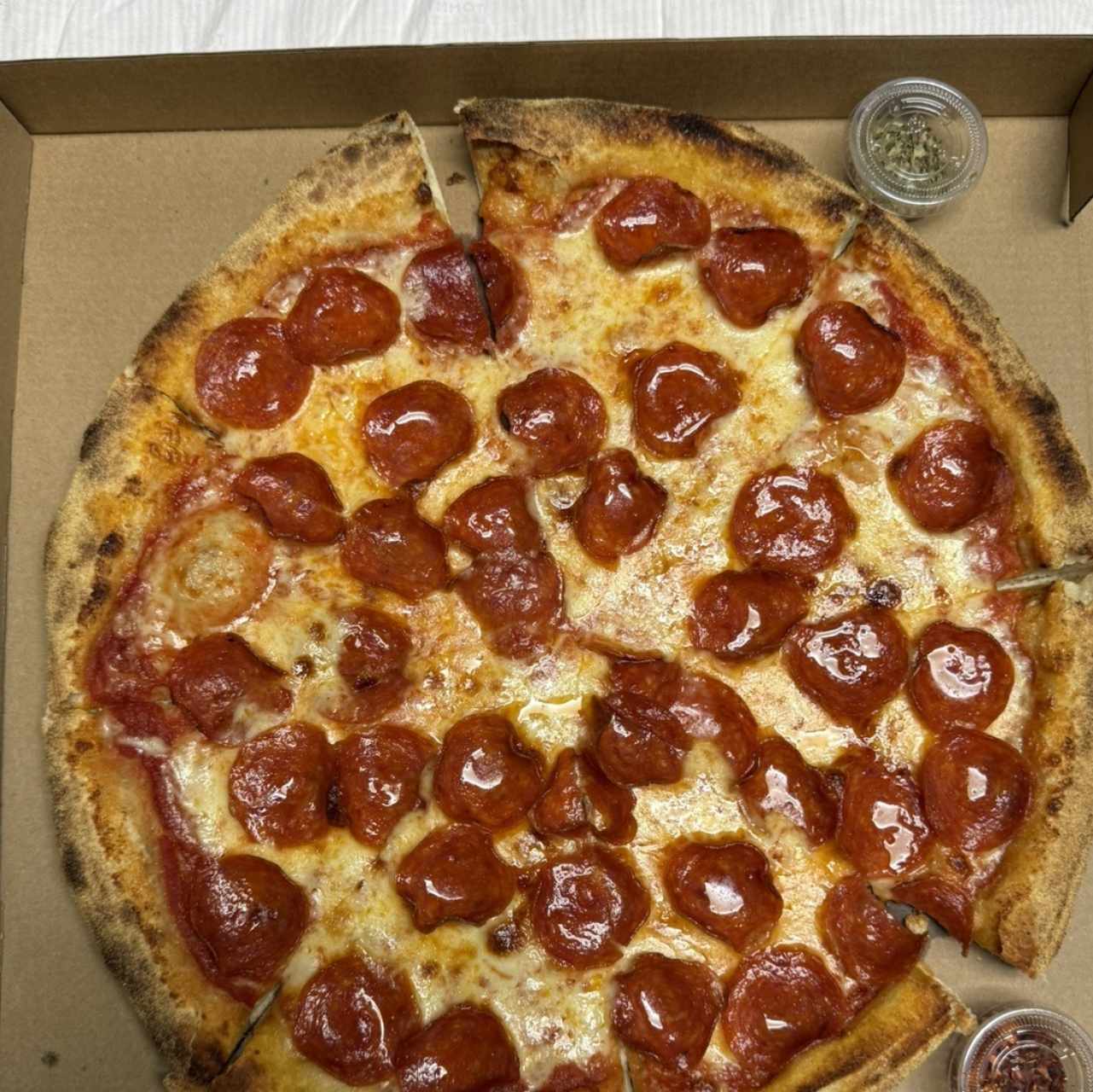 Pizzas Rojas - Pepperoni