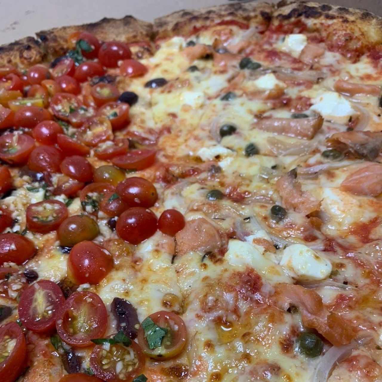 Pizzas Gourmet - Ajo Rojo