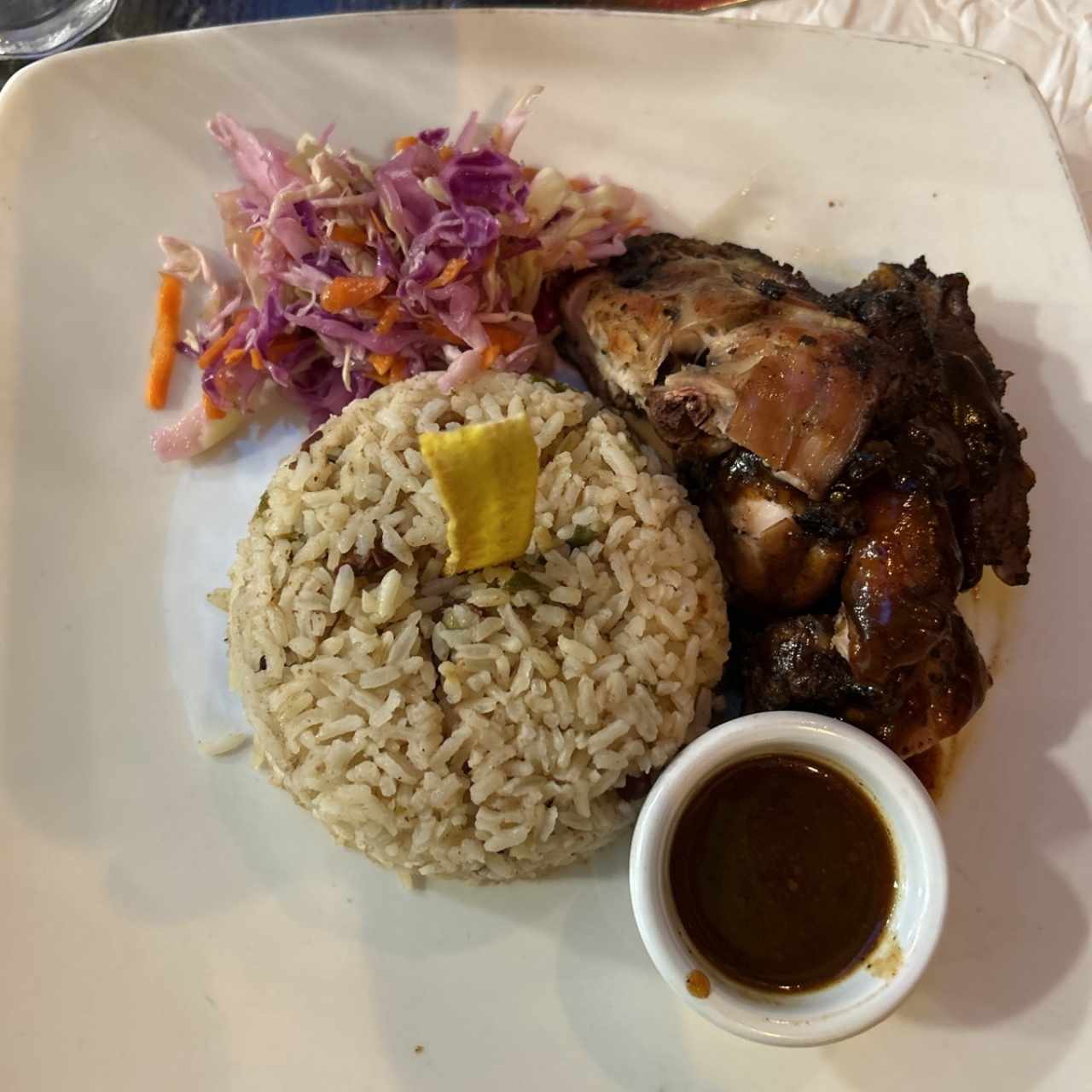 POLLO JERK DE LA ISLA