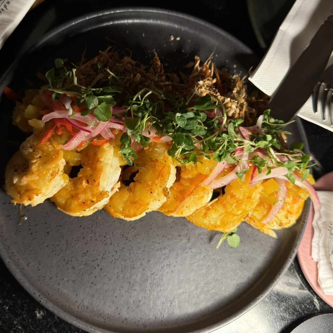 Brochetas - Langostinos,Chimicurri,mayonesa de estragón