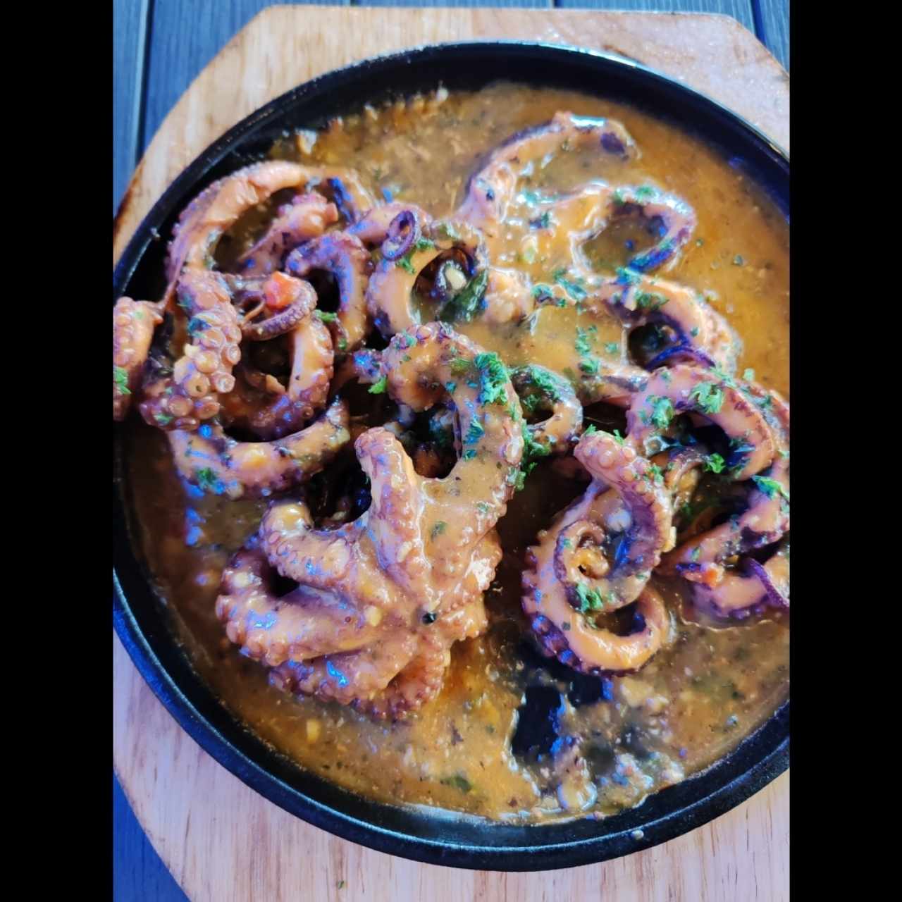 Platos - Pulpo al Ajillo