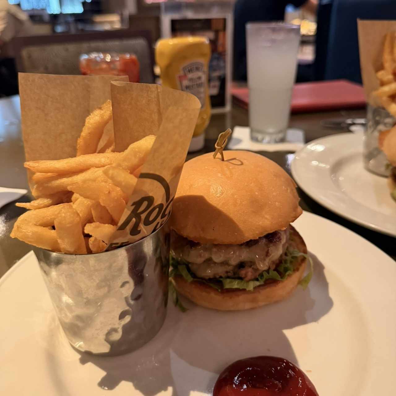 Messi Burger Experience The Taste of Victory ,Live greatness