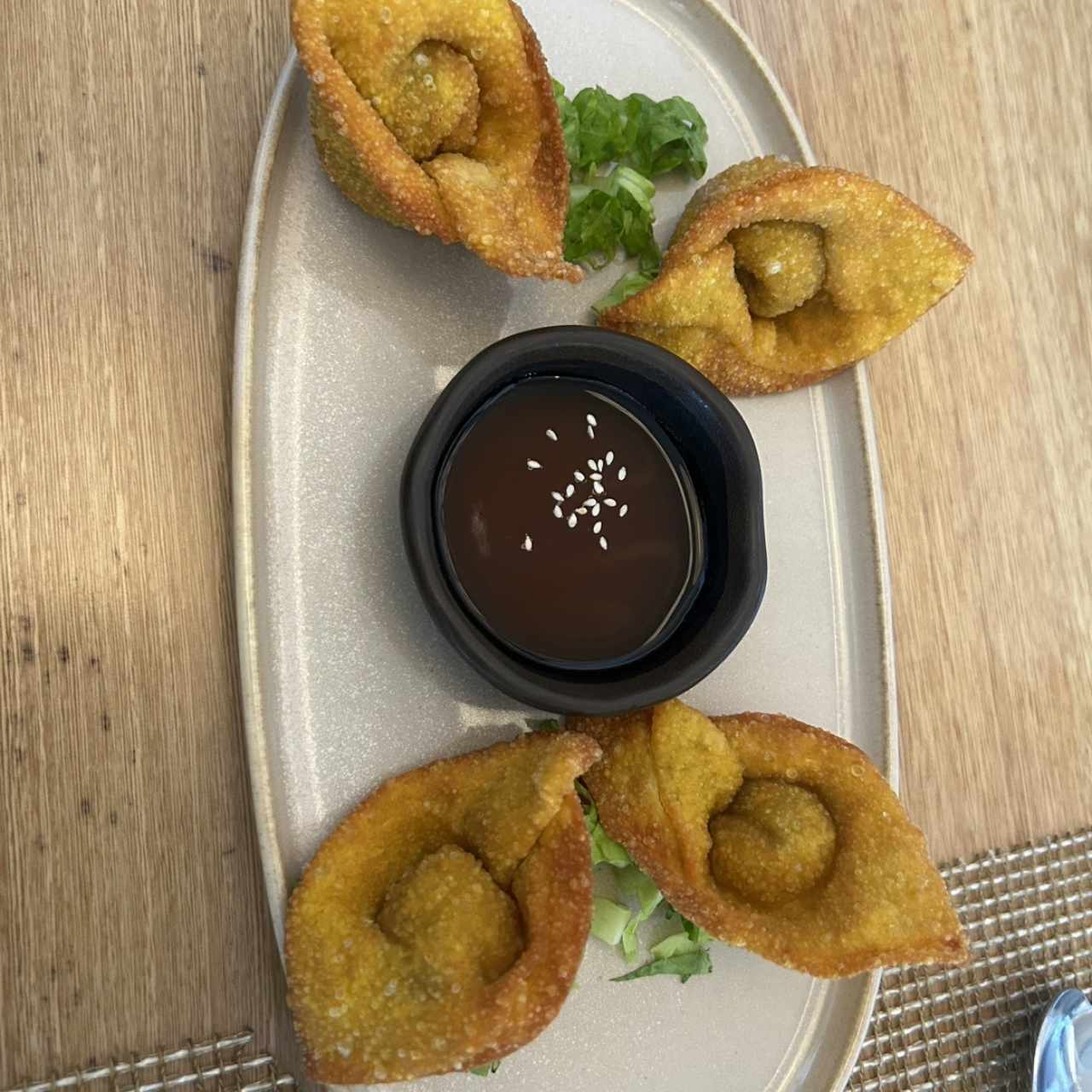 Wantones rellenos de langostinos 