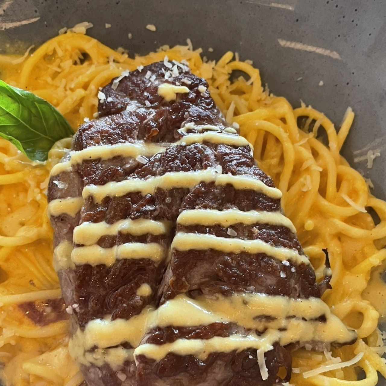 Pasta con lomito