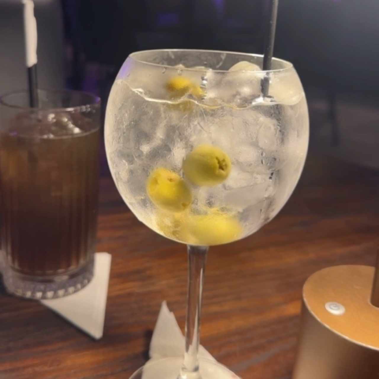 Gin Tonic con aceitunas