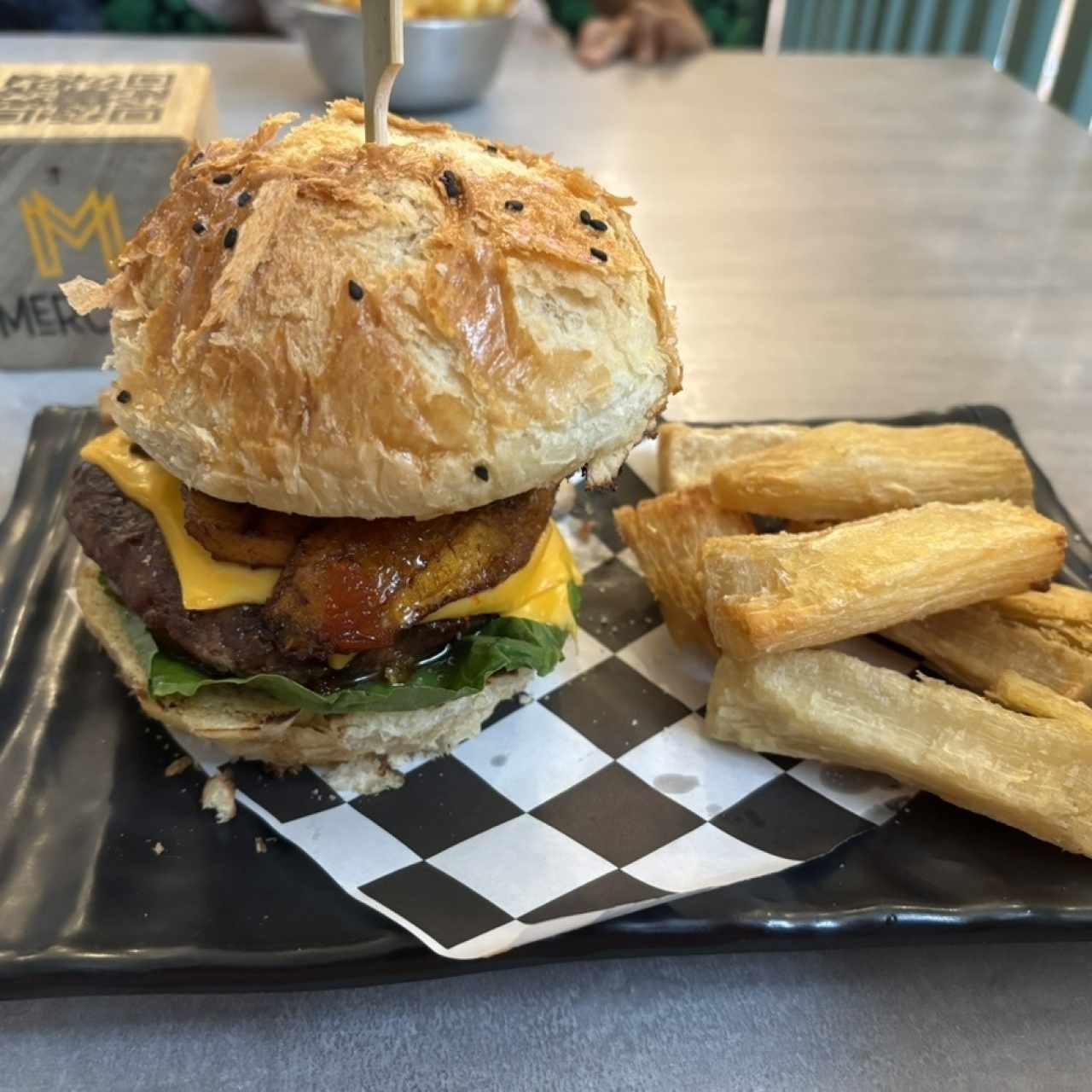 Hamburguesa Mercaito