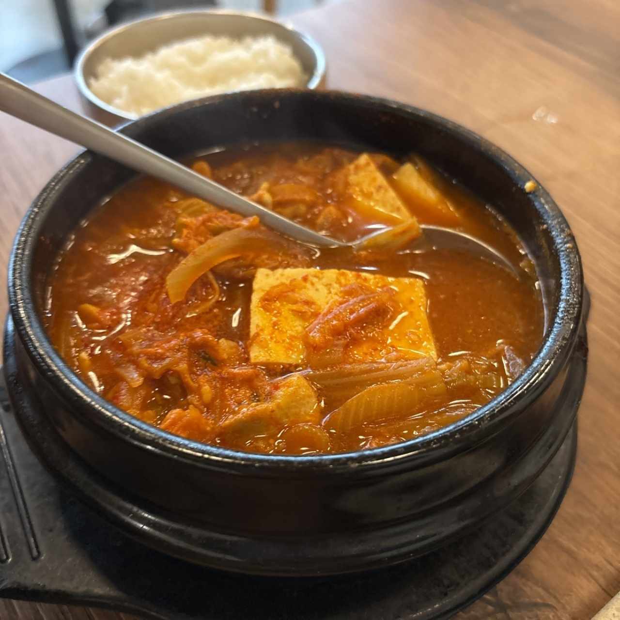 Sopa - KIMCHI JJIGAE