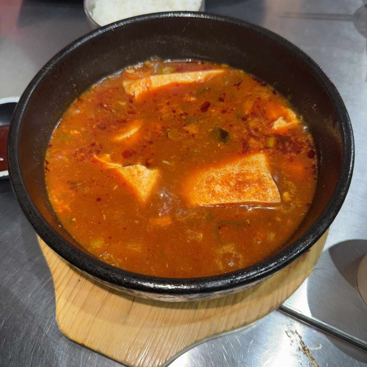 Sopa - SUNDUBU JJIGAE