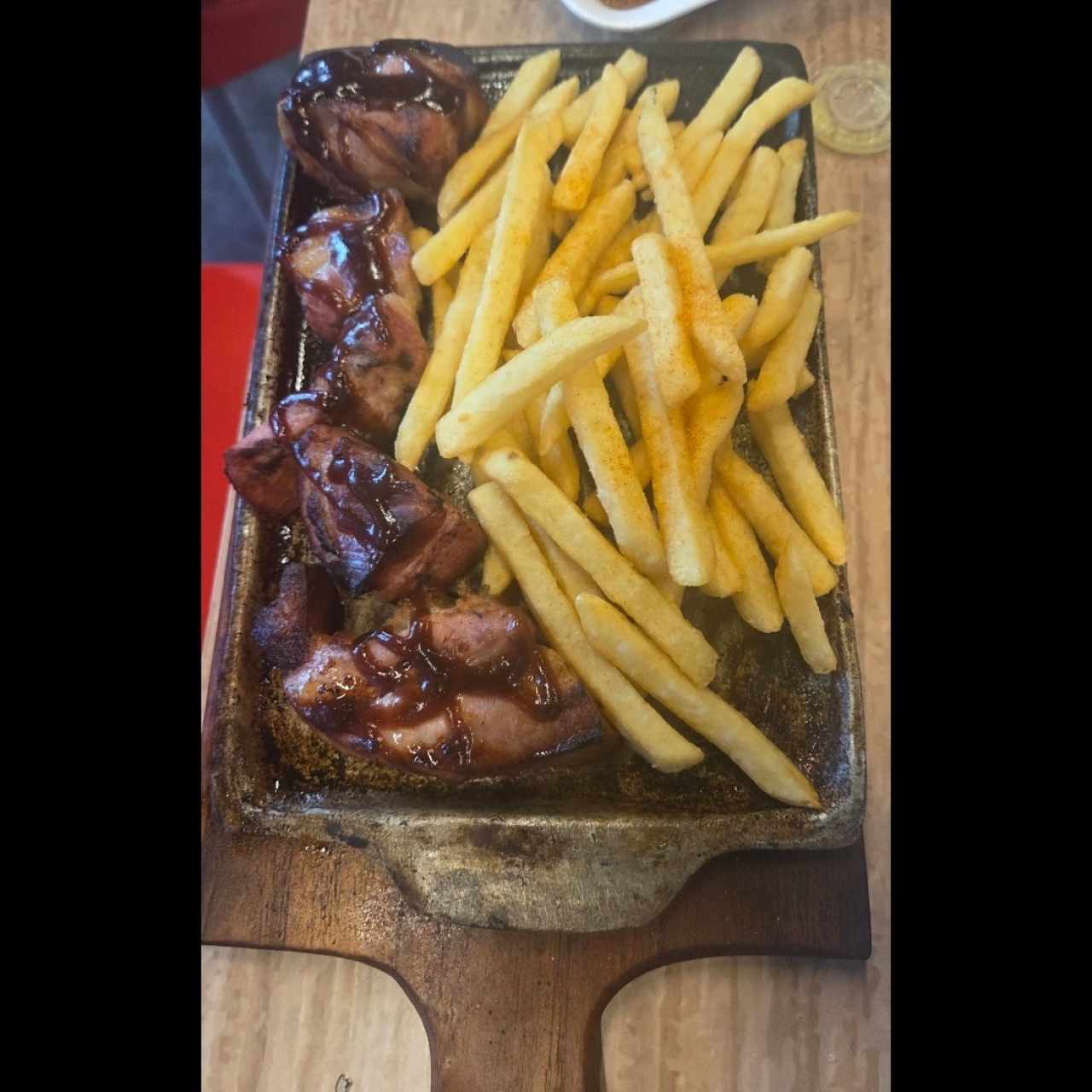 Comidas - Costilla de Cerdo doble papas 