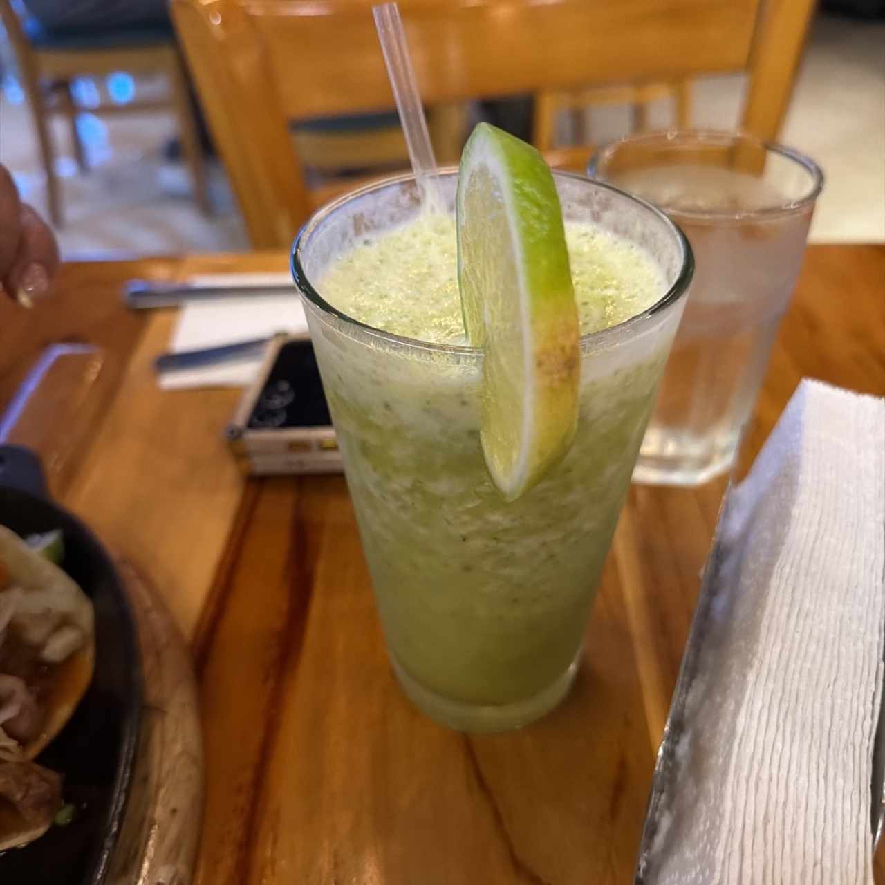 Piña con hierba buena
