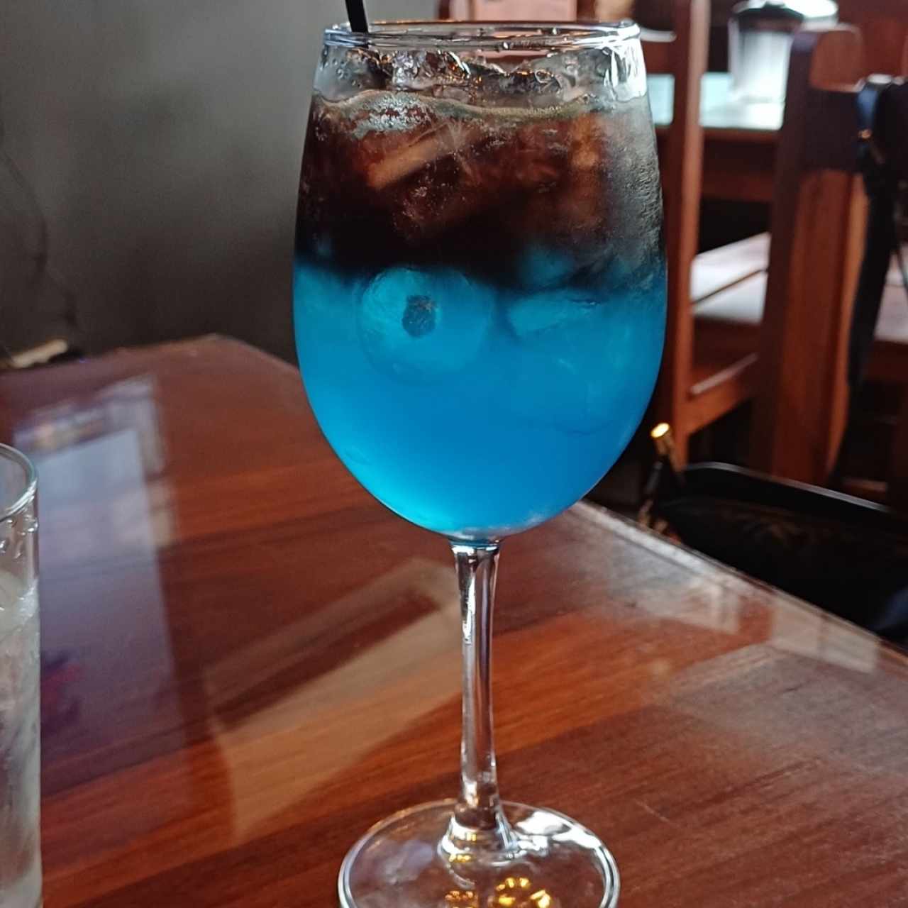 Mixología  - Coctel de la casa Kraken 