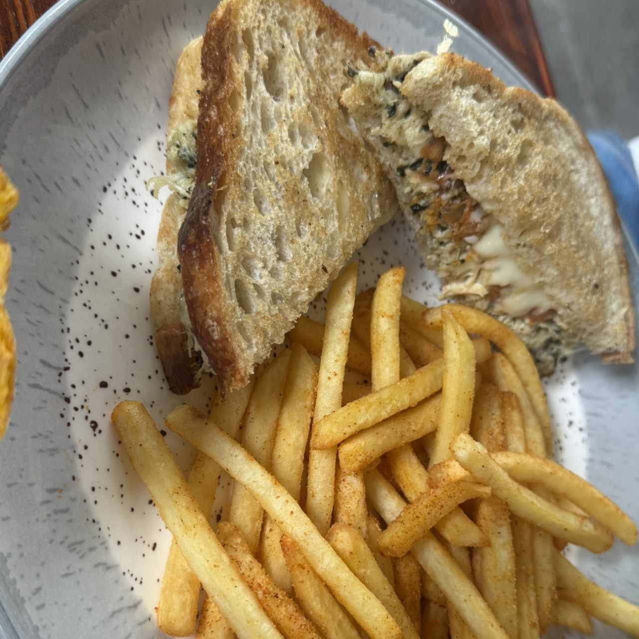 Lunch - Pesto Chicken Sandwich