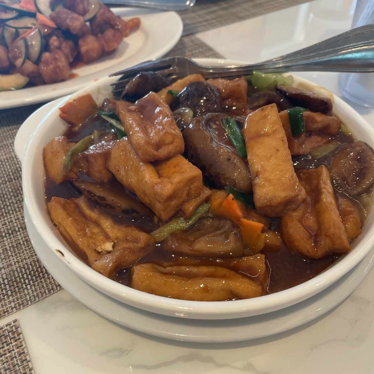 Vegetariano - Tofu con lechuga