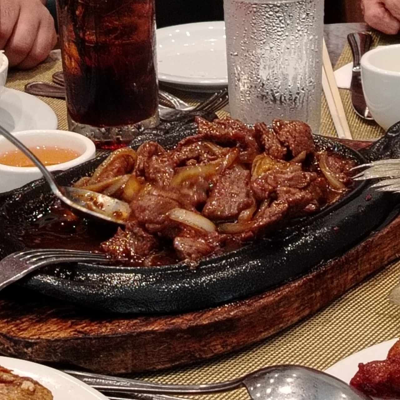 Carnes - Filete salteado Sizzling