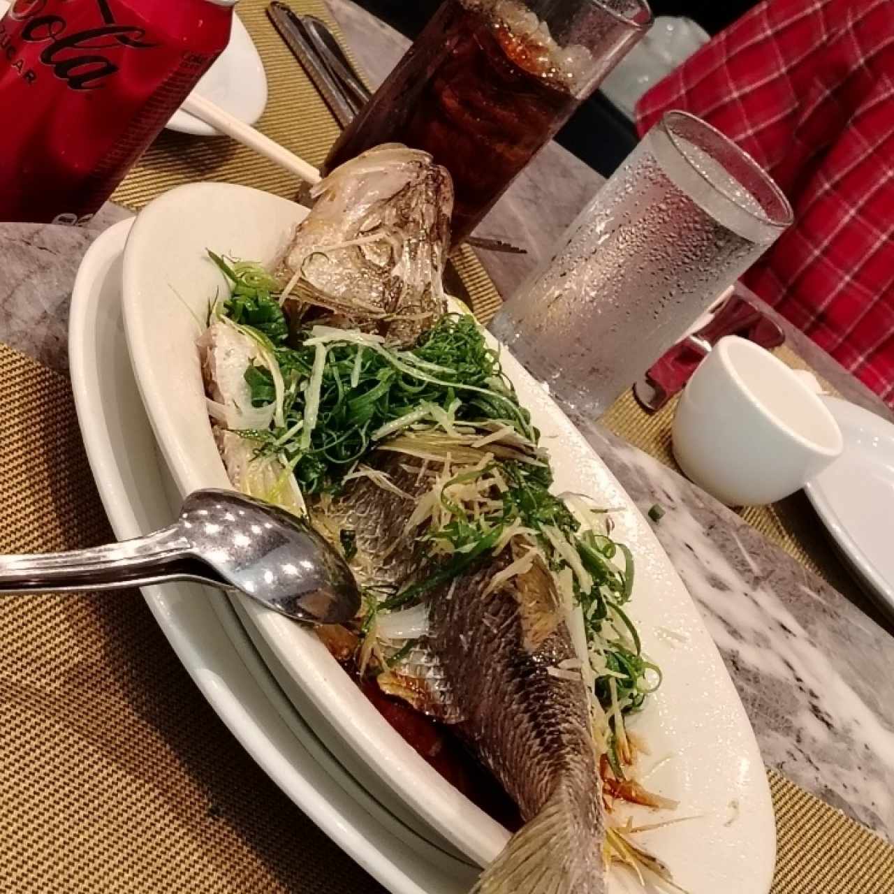 Pescado al vapor