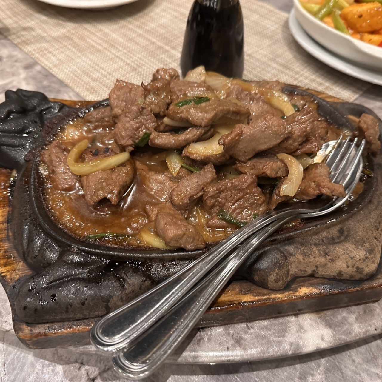 Carnes - Filete salteado Sizzling