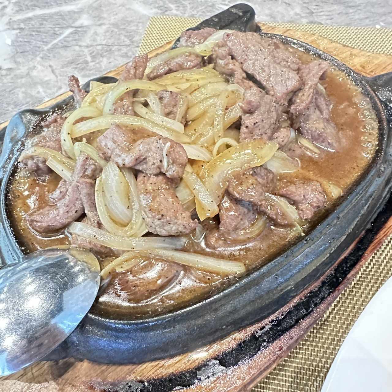 Carnes - Filete salteado Sizzling