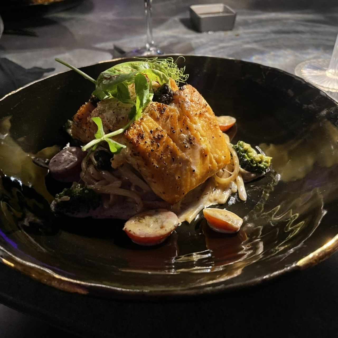 Salmon gratinado