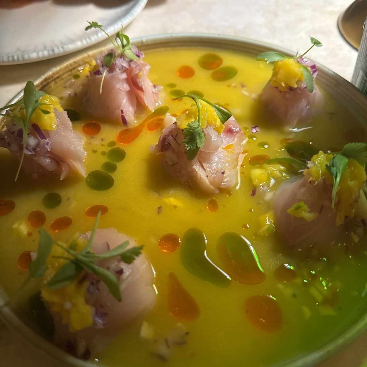 Tiradito de Kampachi y Mango