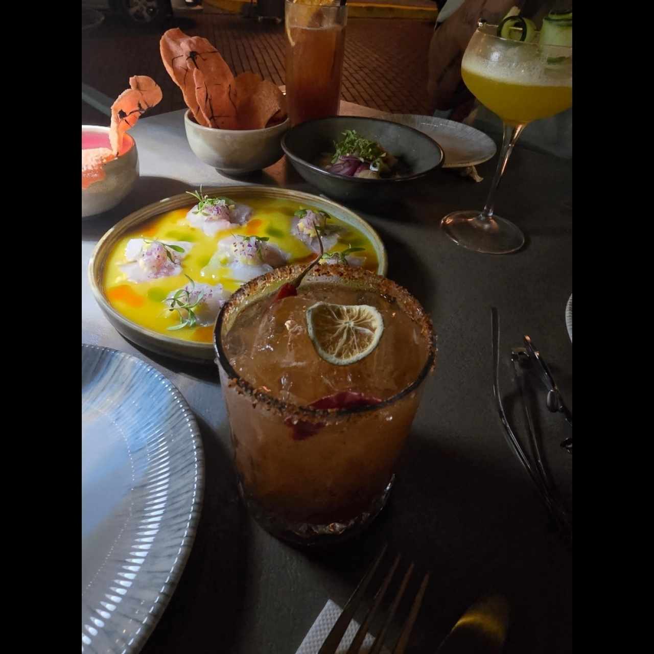 Ceviche de Kampachi, Sandia y Chayote Comprimido