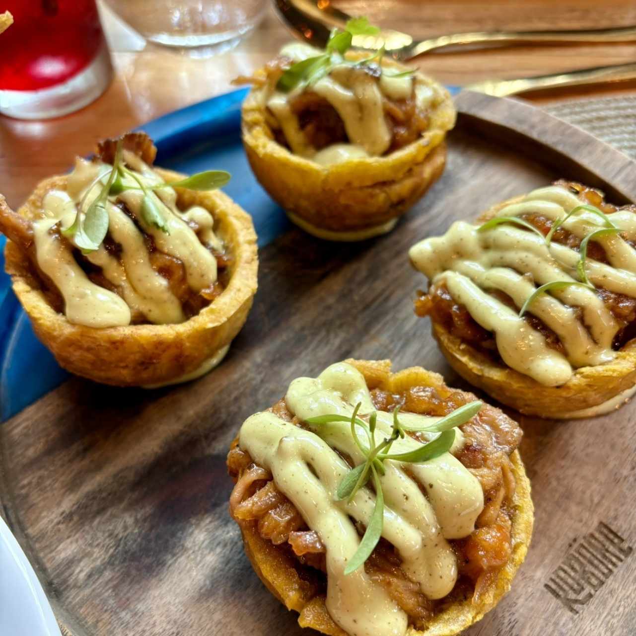 Patacones de Pernil Asado
