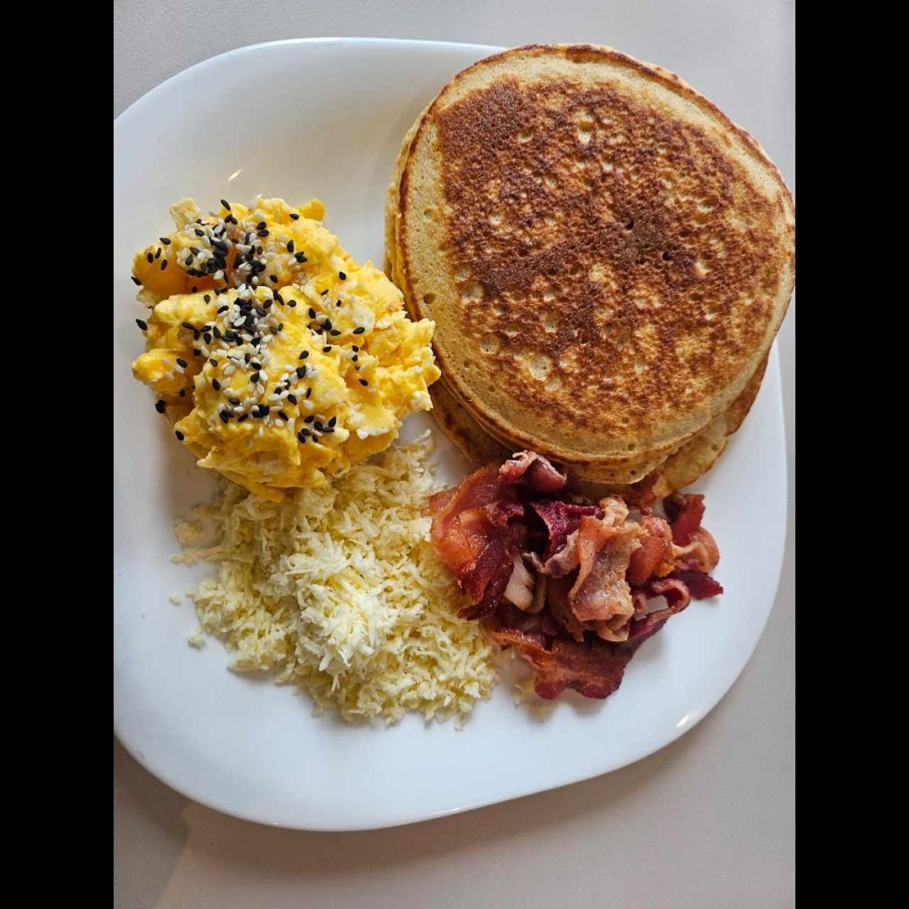 Pancakes de Avena y Mantequilla de Maní