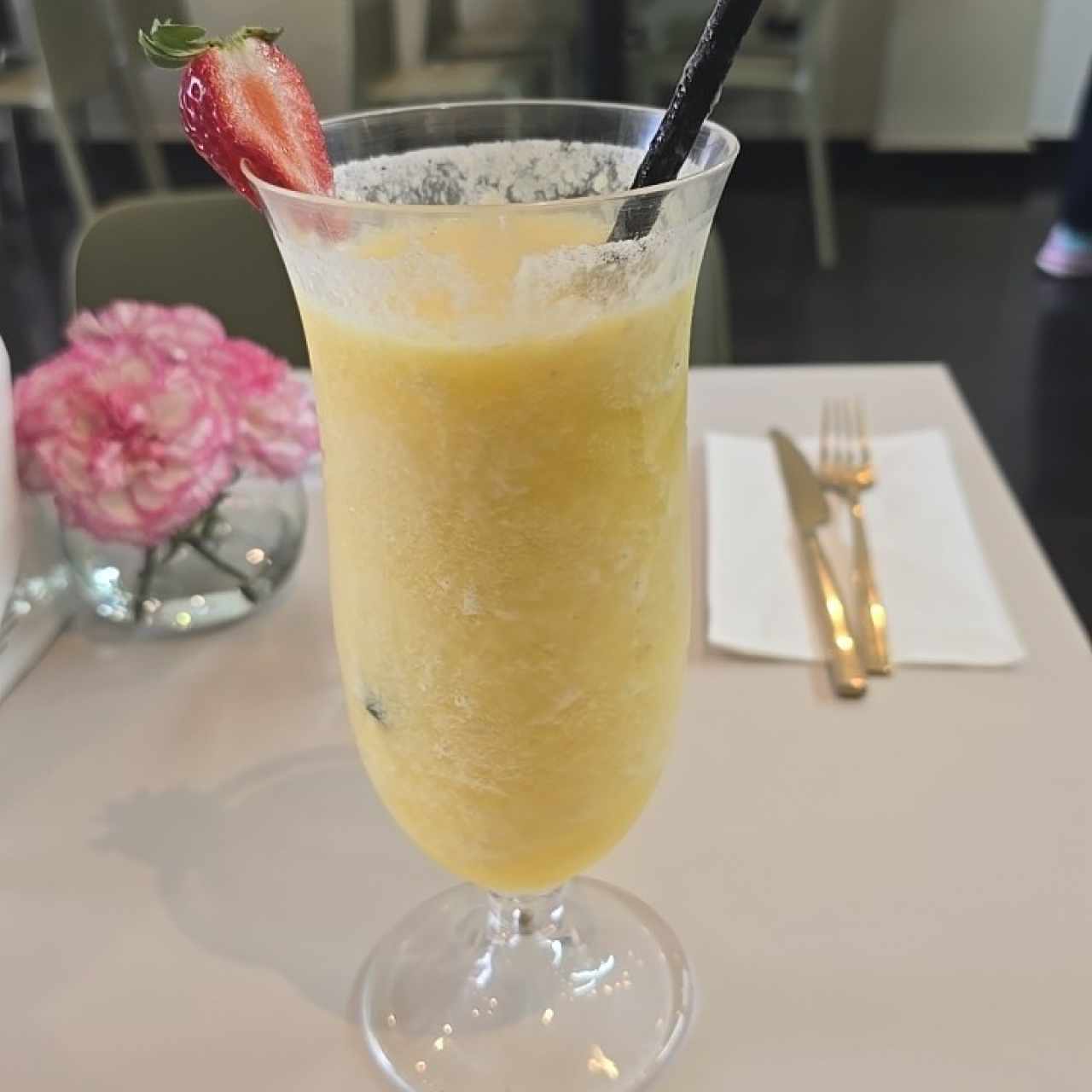 Smoothie Piña-Jengibre-Miel
