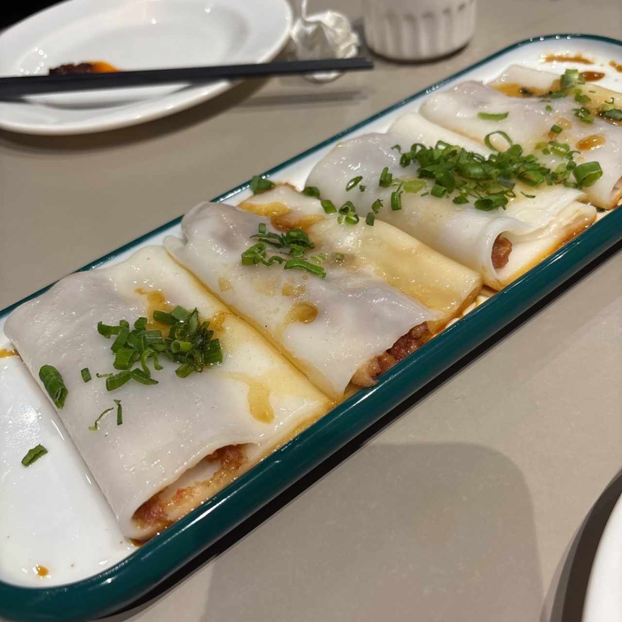 CHEE CHEUNG FUN DE PUERCO ASADO