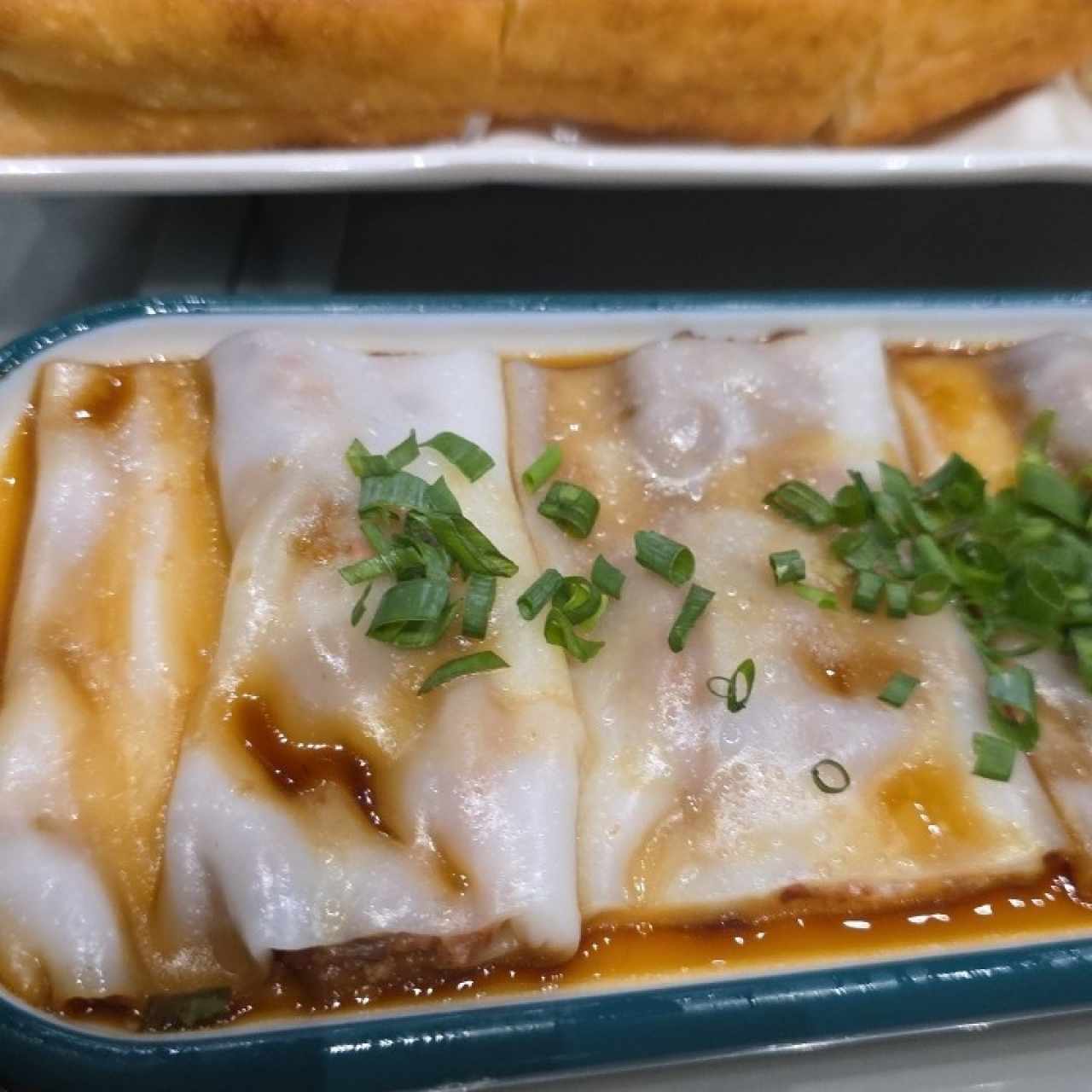CHEE CHEUNG FUN DE PUERCO ASADO