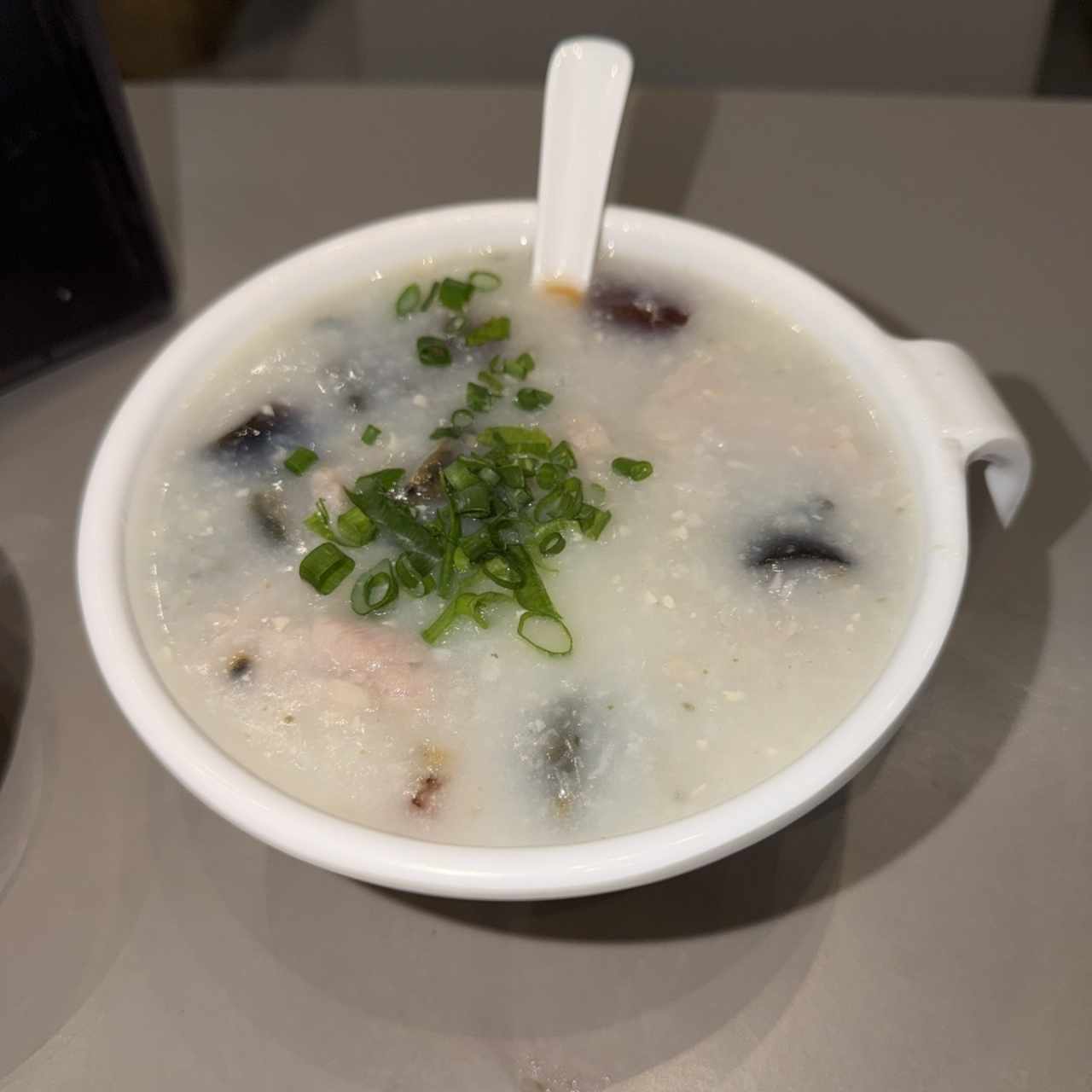 GUACHO DE HUEVO NEGRO CON PUERCO