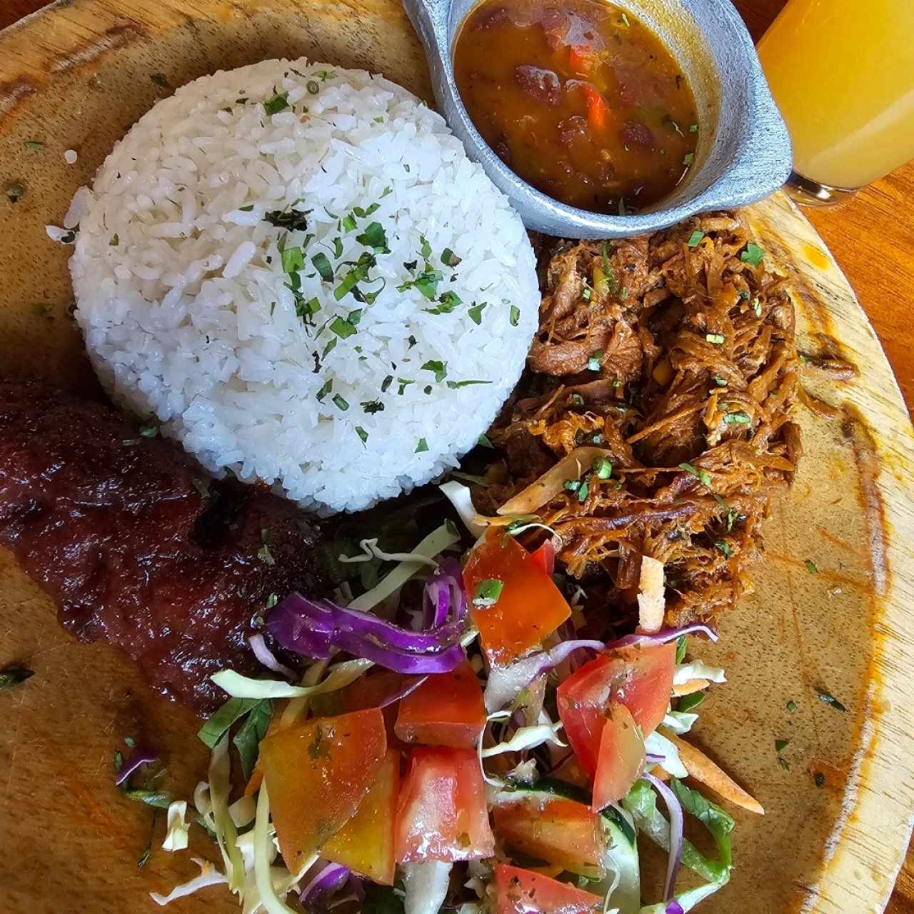 Plato Principal - Ropa Vieja