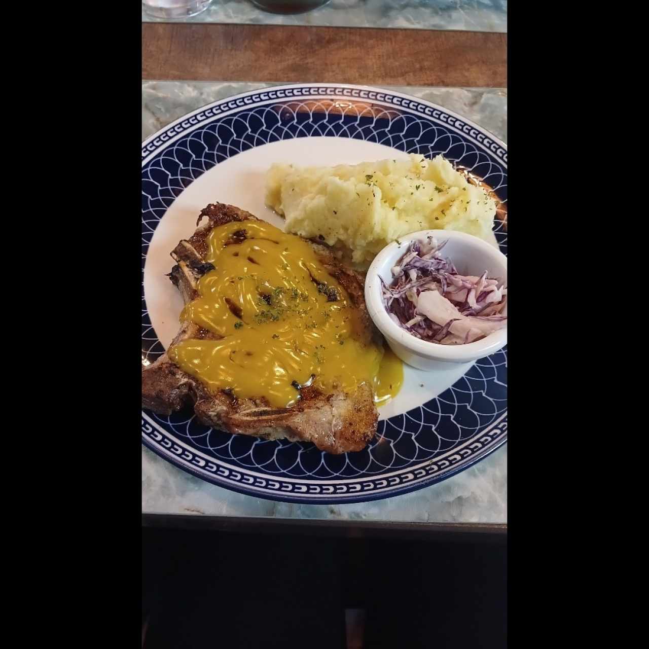 chuleta de cerdo en salsa de mostaza y miel