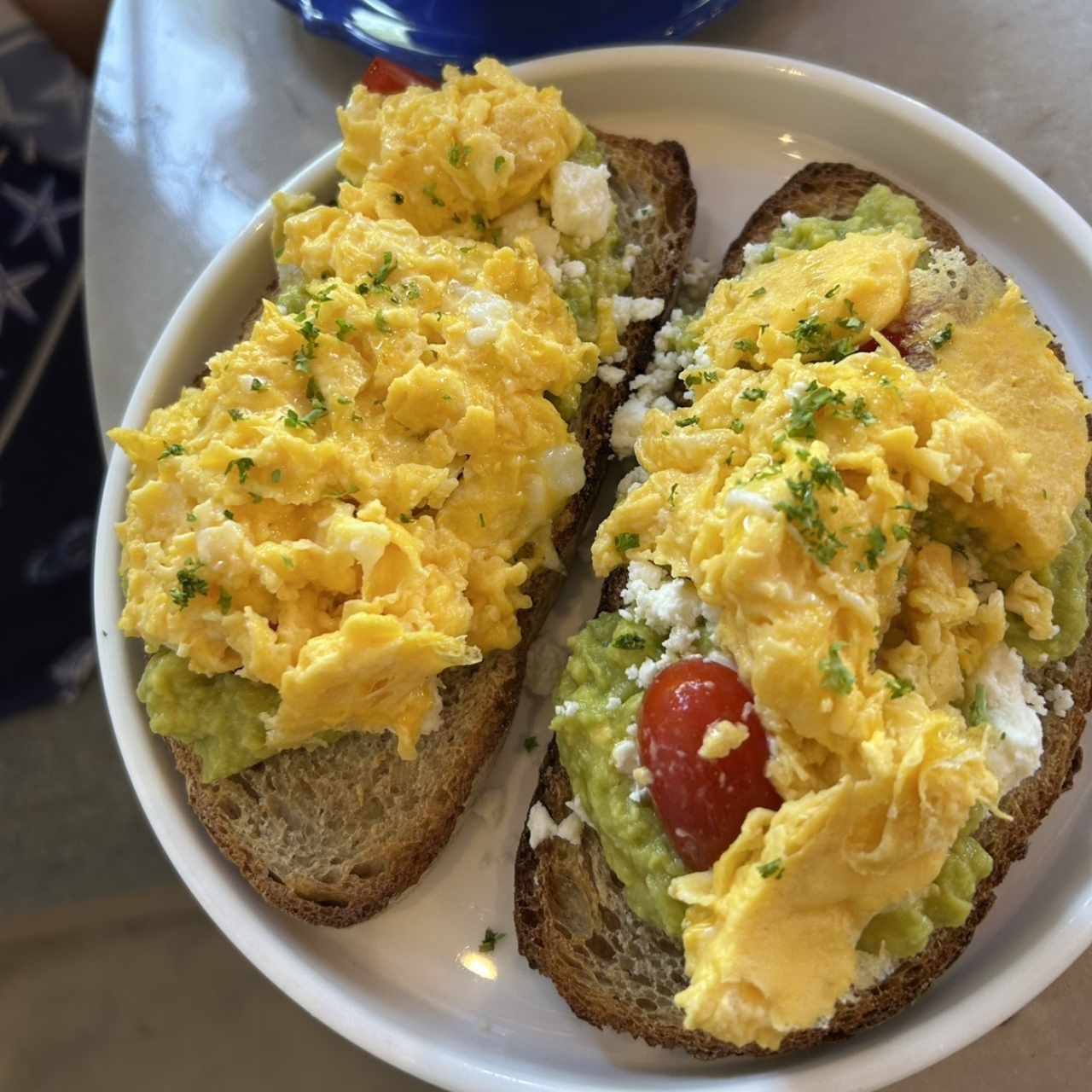 PLATITOS LIGEROS - Avo Toast