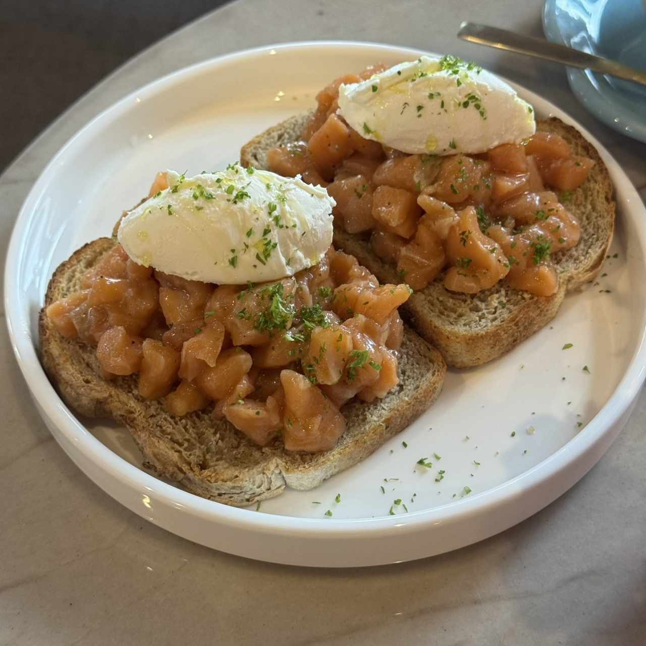 PLATITOS LIGEROS - Salmon Toast