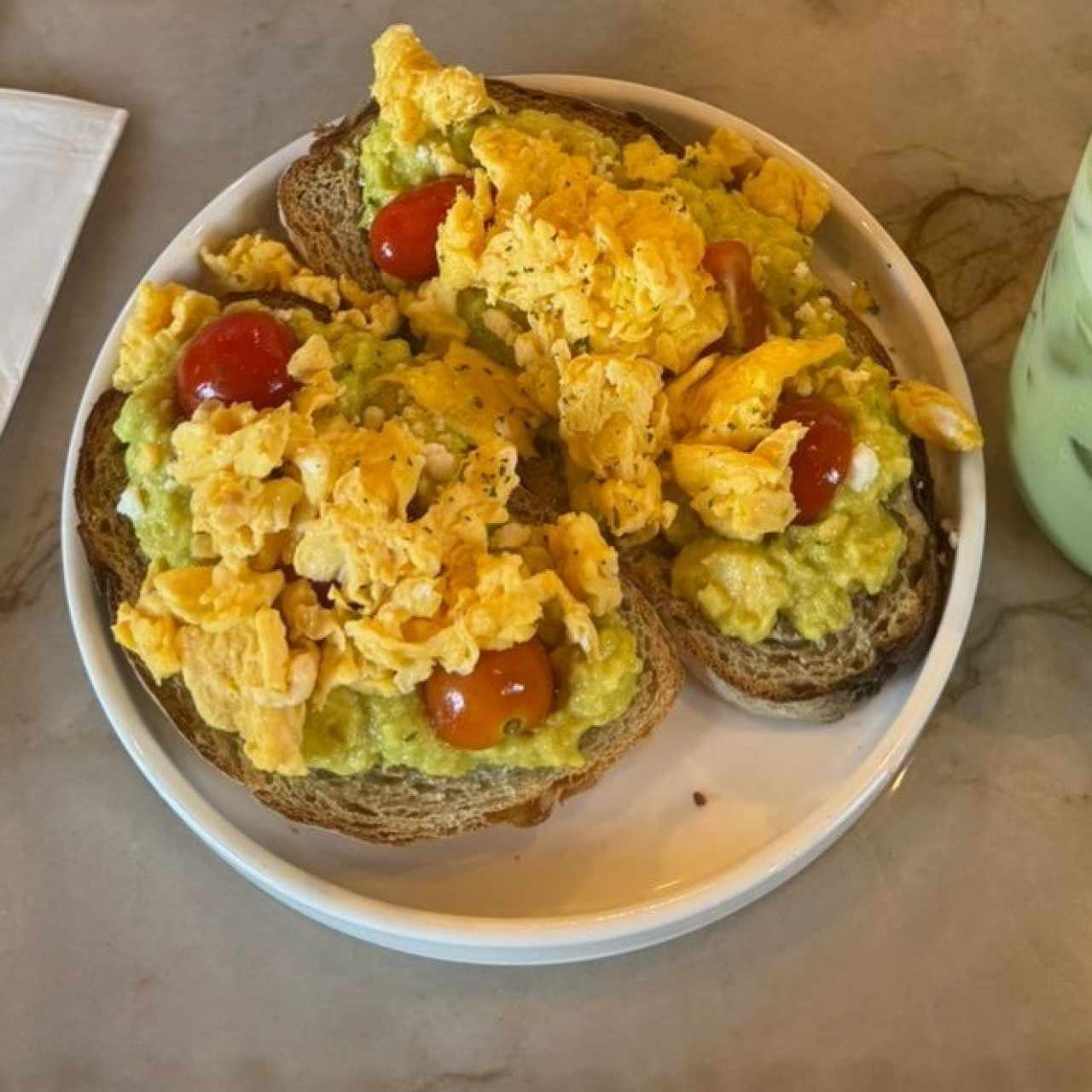PLATITOS LIGEROS - Avo Toast