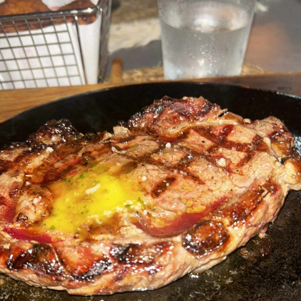 Ribeye Nacional a la parrilla "Pa los birriosos de la carne" (GF)