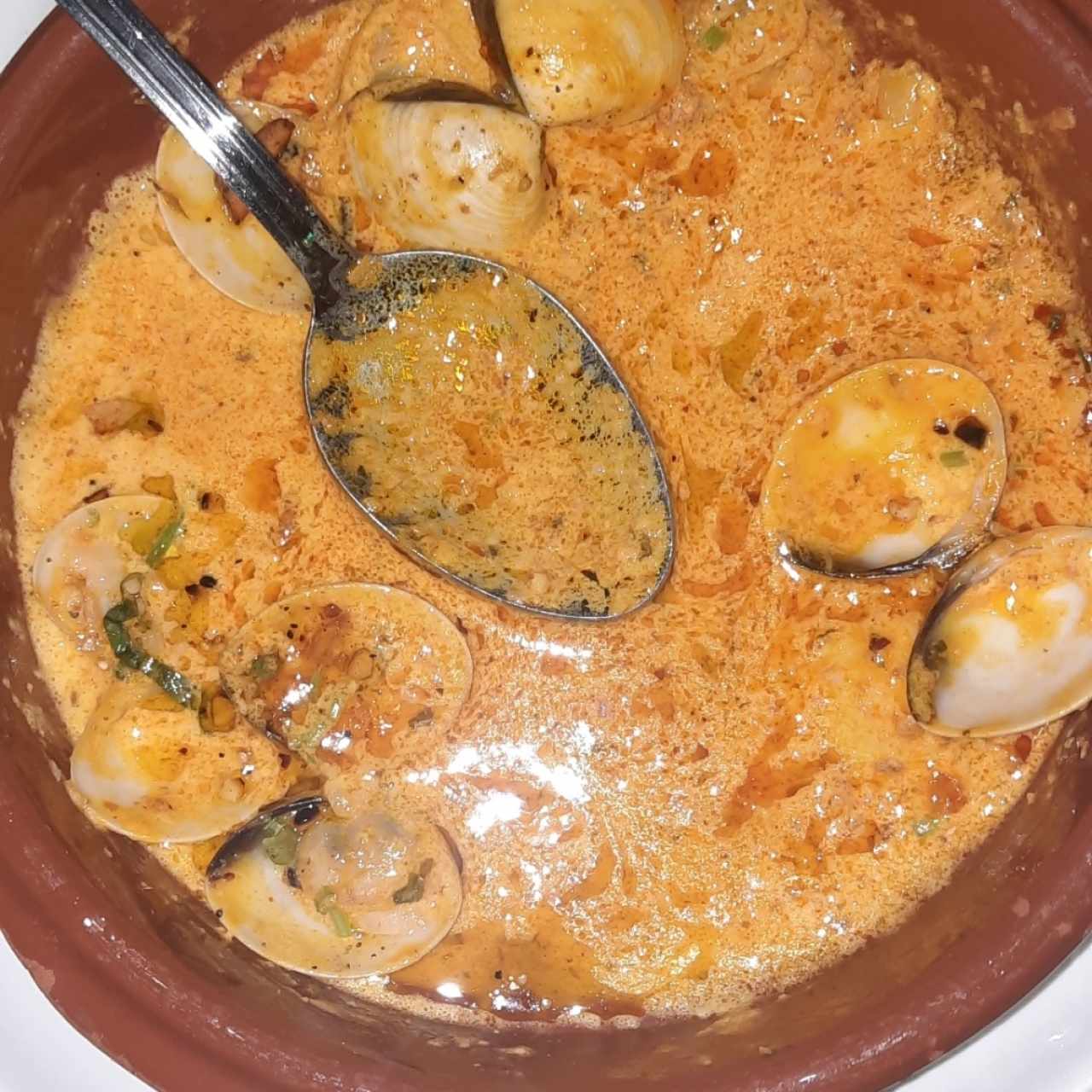 Almejas y Chorizo Tableño Hasta la Guacha