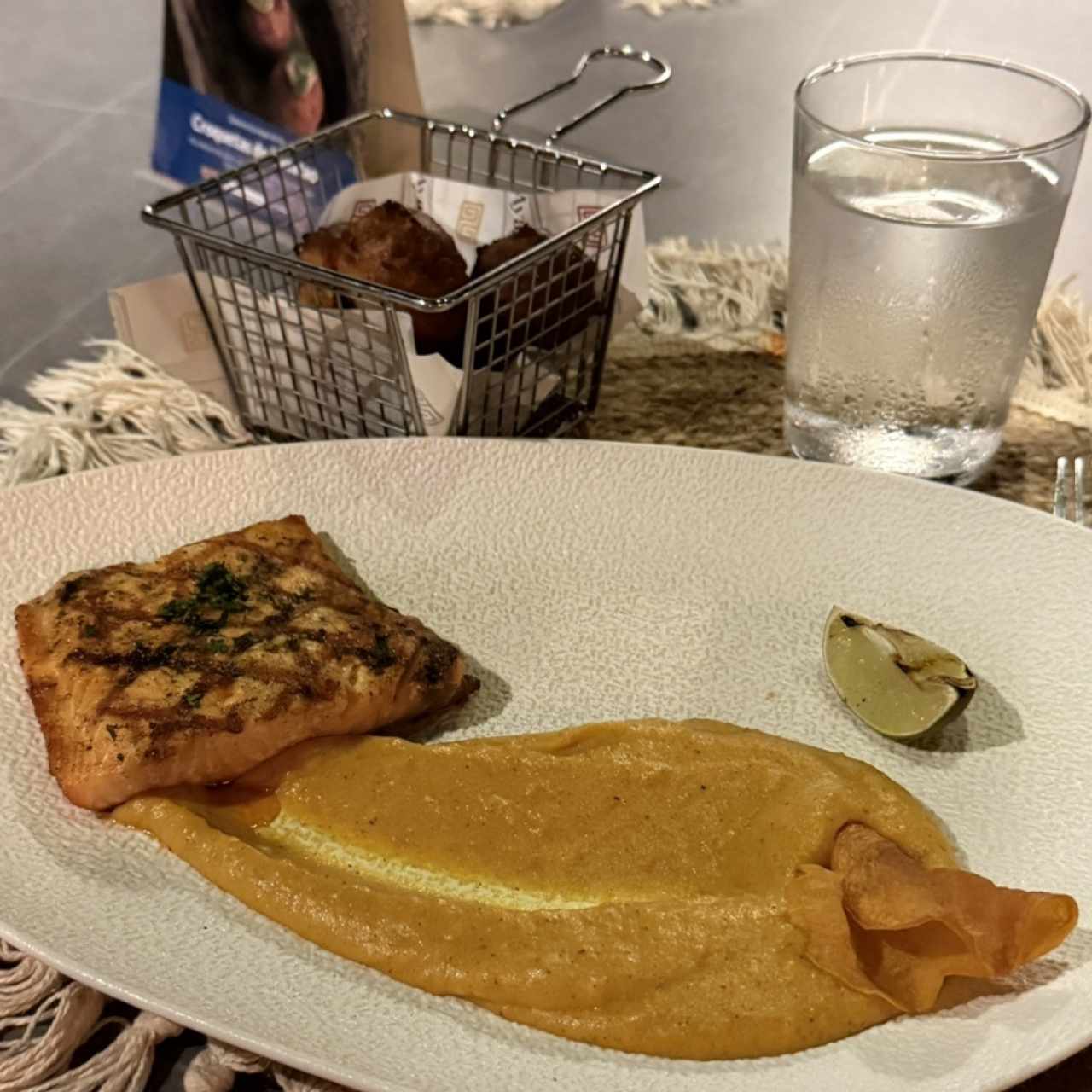 Salmón a las brasas "Bien relax" (GF)