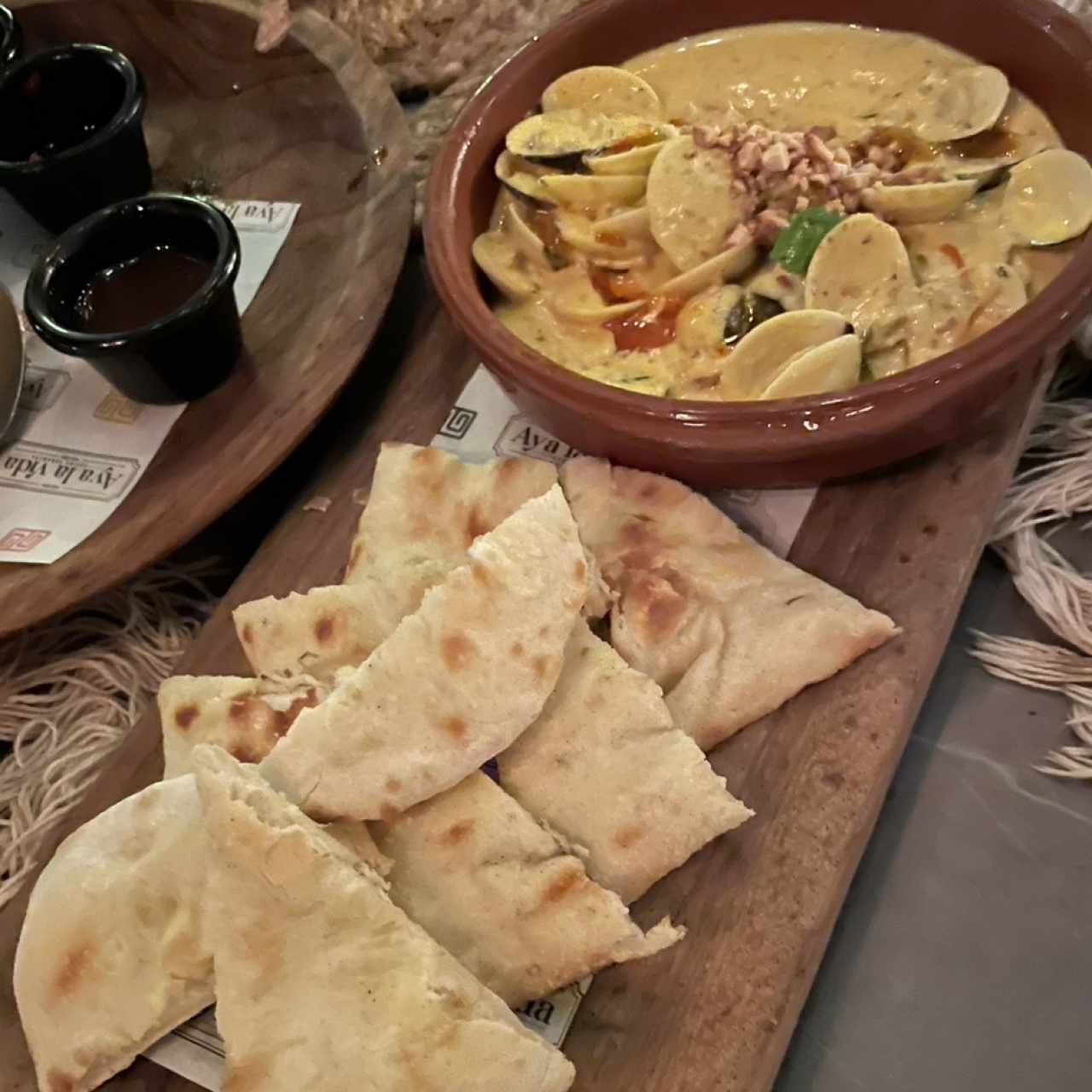 Almejas y Chorizo Tableño Hasta la Guacha