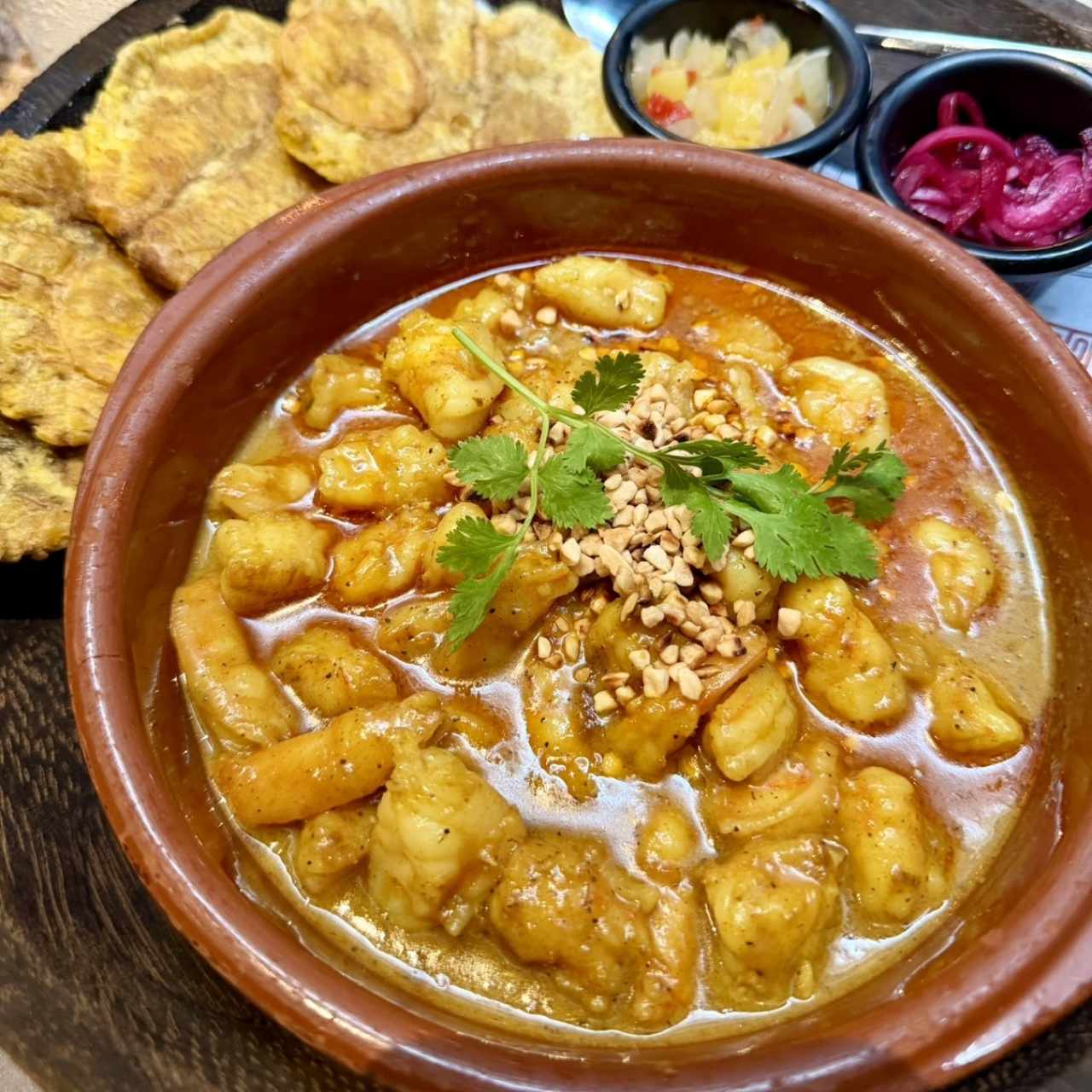 Patacones y Camarones "Isla Manzanillo Platter" (GF)