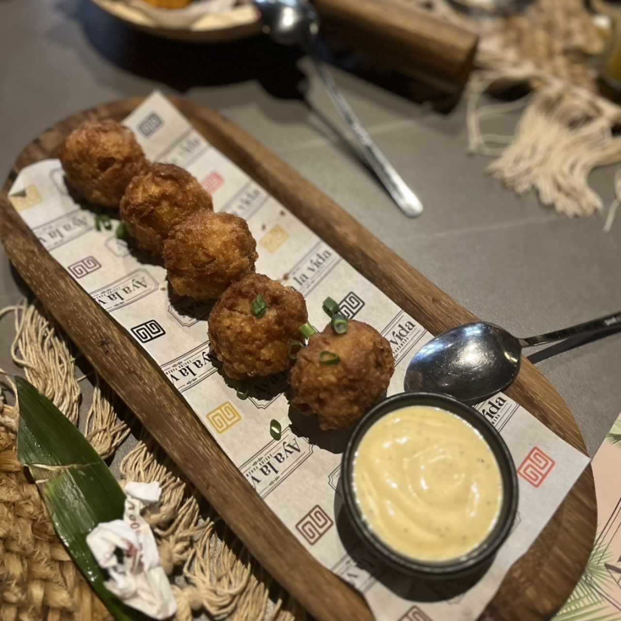 Bacalao en tempura de curry y coco 