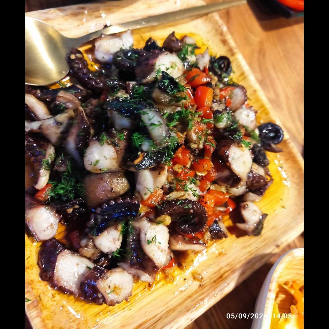 Pulpo bebe Al Ajillo