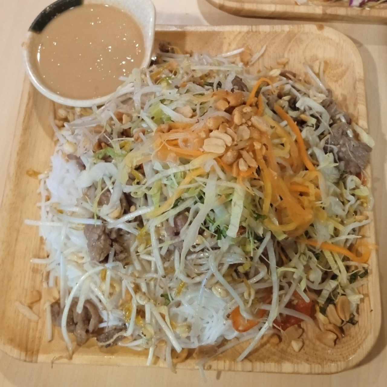 Fideos Mixtos con carne