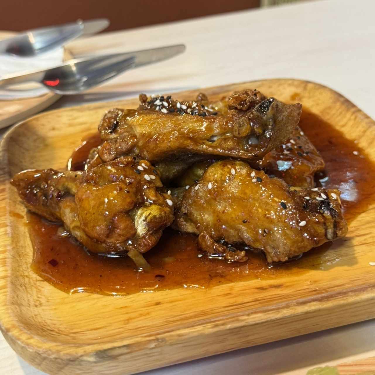 Alitas en salsa tamarindo picante 