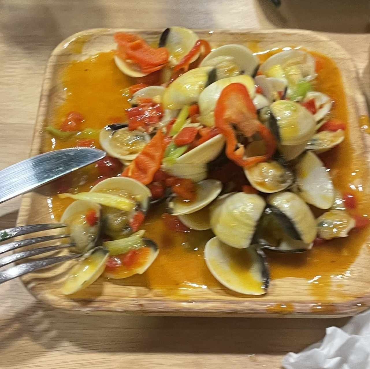 Platos Fuertes - Almeja Picante
