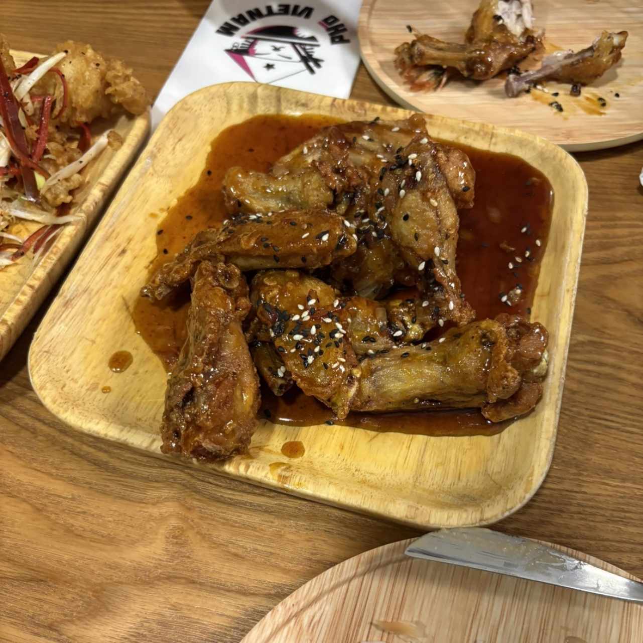 Alitas en salsa de tamarindo