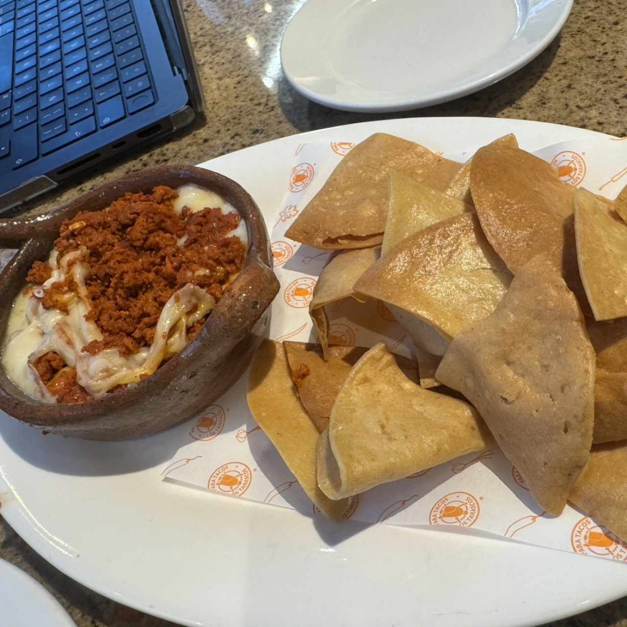 Entradas - Queso Fundido