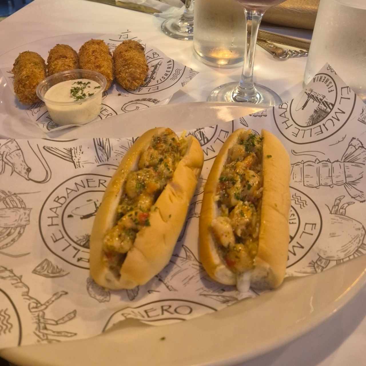 hot dog de camarón 